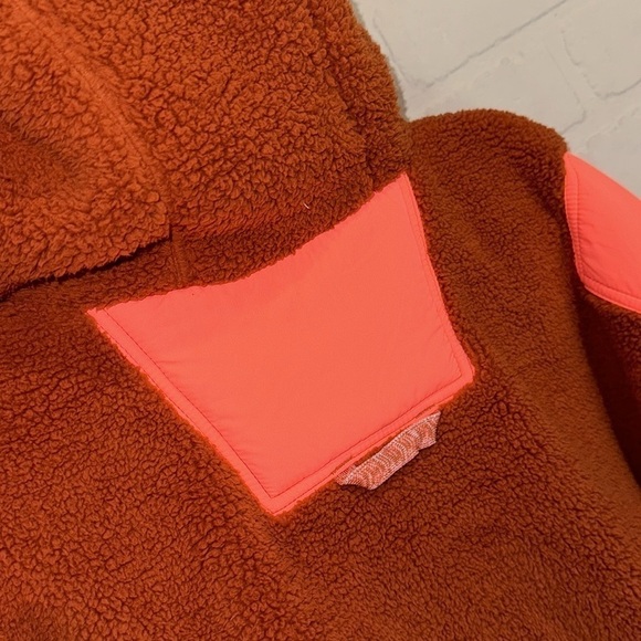 Free People pullover NEW popover Movement Lead the Pack jacket small neon coral - Picture 7 of 10